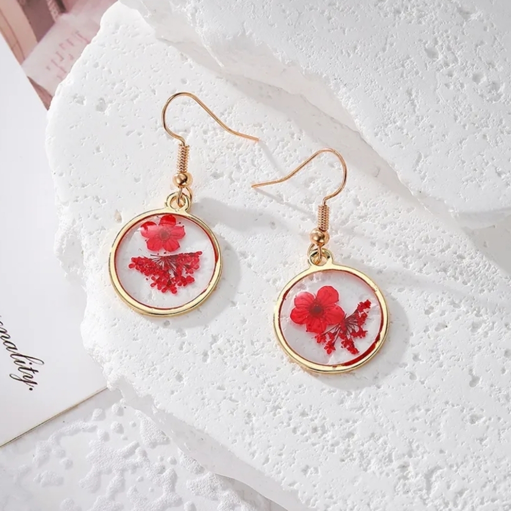Gold Tone Resin Pressed Red Flower Dangle Earrings